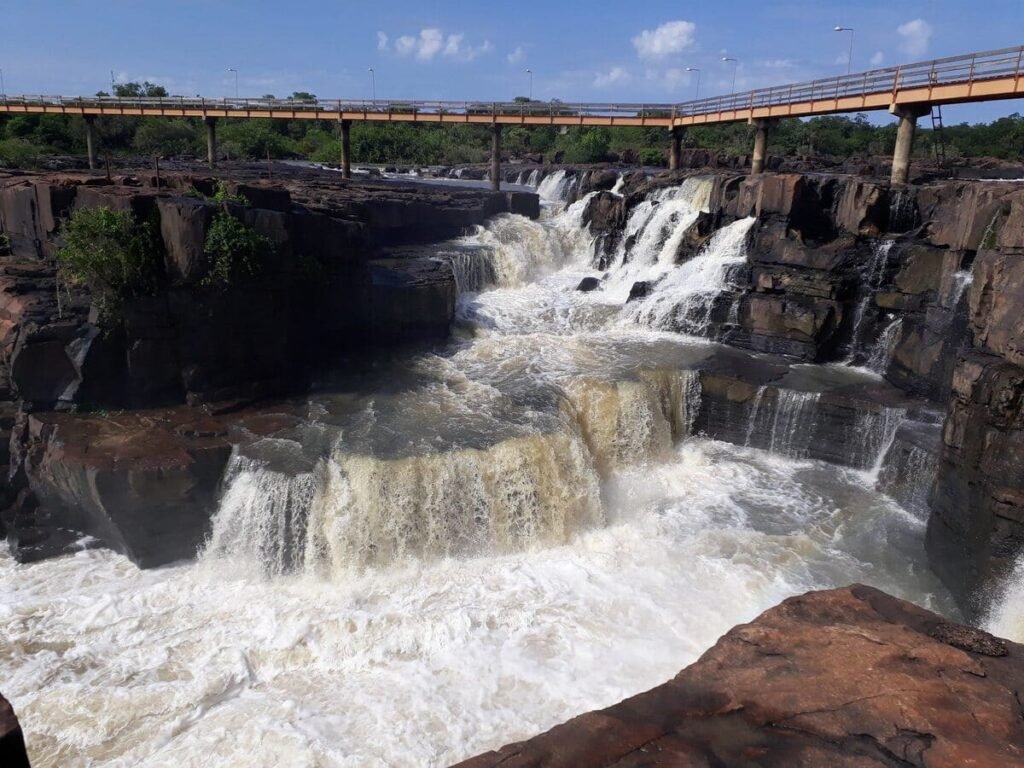 Parque Ecol Gico Cachoeira Do Urubu Turismo De Natureza