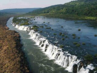 O Salto do Yucumã é a maior cachoeira em extensão do mundo