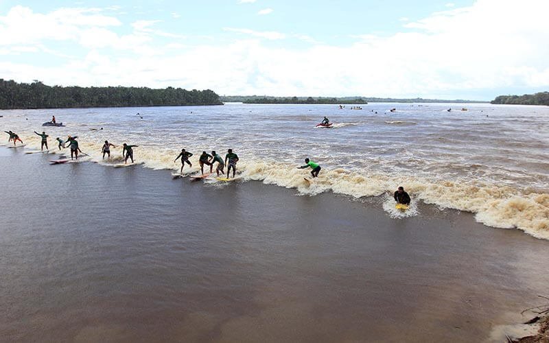 Surf na Pororoca