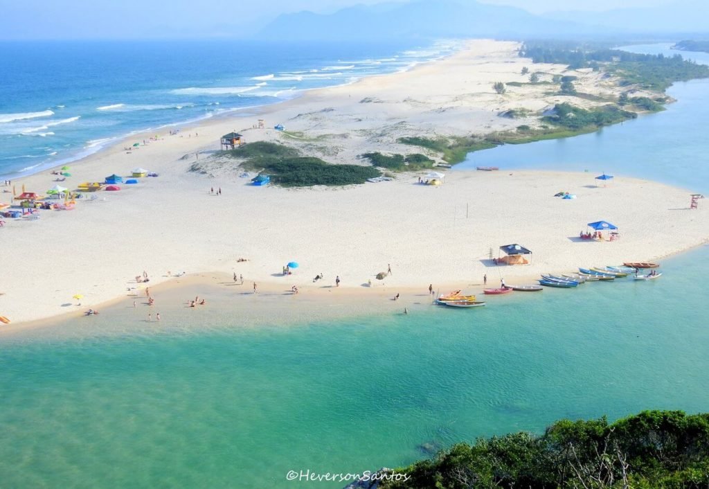 As melhores Praias de Santa Catarina. Guarda do Embaú em Palhoça