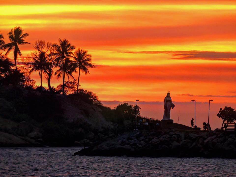 10 passeios imperdiveis em Vitória. Píer de Iemanjá