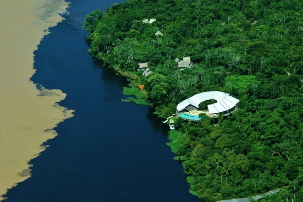 Hotel na Selva Amazônica do Parque Nacional de Pacaás Novos.