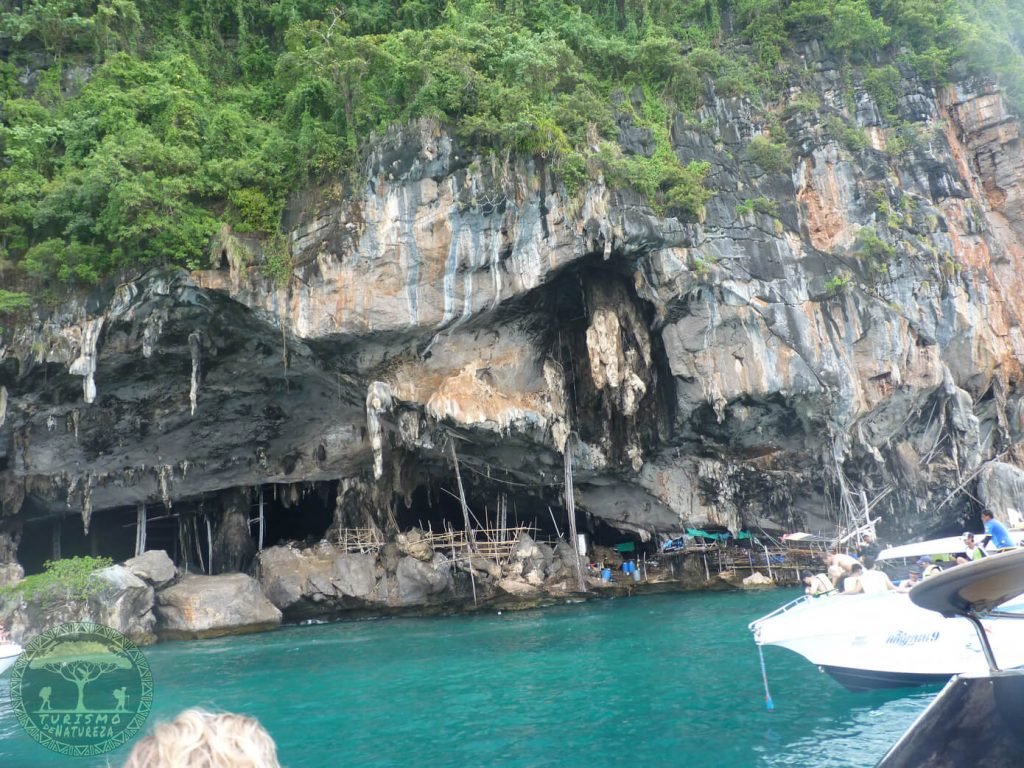 Viking Cave na Tailândia