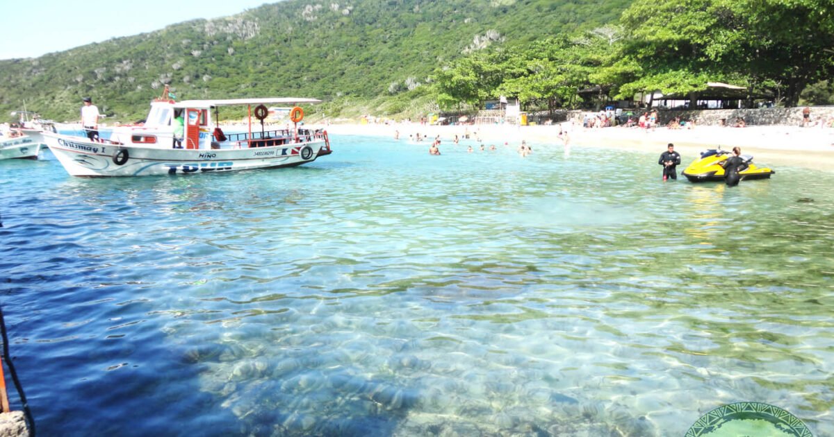 Passeio de barco em Arraial do Cabo