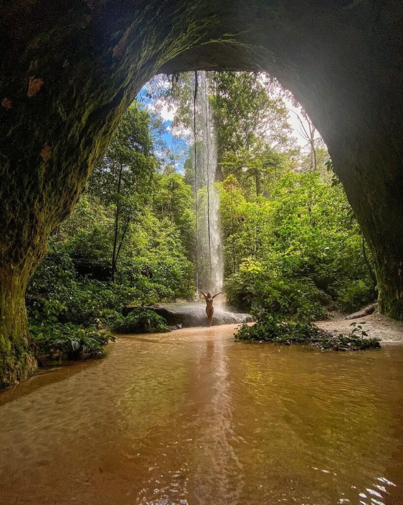 Caverna do Maroaga e Gruta da Judeia