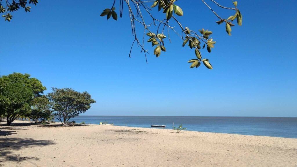 Praia em Belém do Pará: Praia da Saudade, umas das melhores praias do Pará