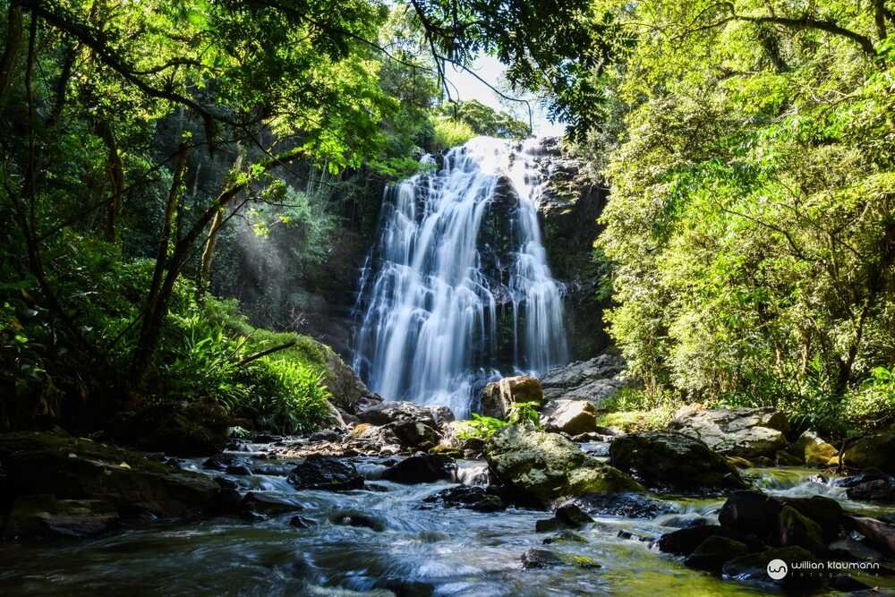 Ecoturismo em Santa Catarina: Cachoeira do Coxo em Apiúna.