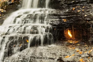 cachoeira da chama eterna