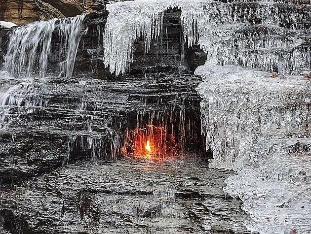 Cachoeira da Chama Eterna