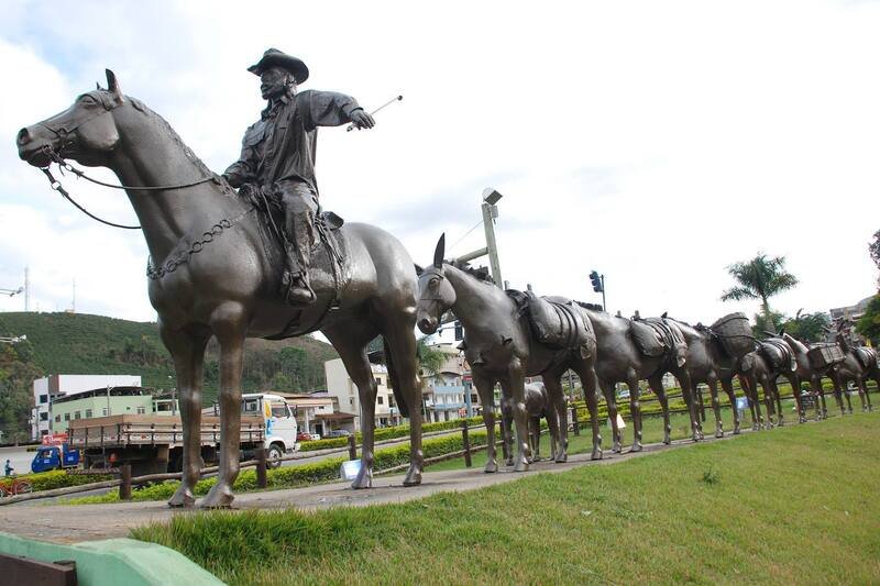 Monumento dos Tropeiros. 