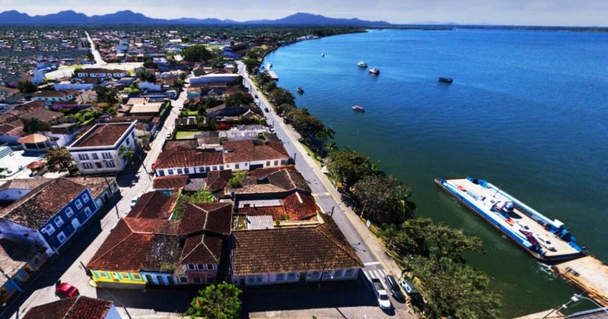 Turismo em Cananéia