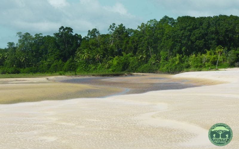 Praia do Céu em Soure, Marajó.