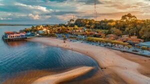 O que Fazer em Cametá no Pará: Turismo na Amazônia Paraense. Praias de água doce, igarapés, natureza exuberante, rica cultura e gastronomia.