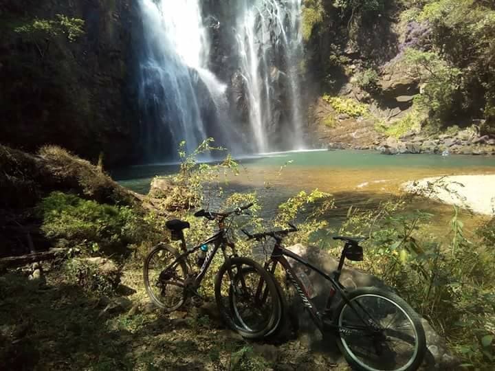 Cachoeira Nascentes das Gerais.